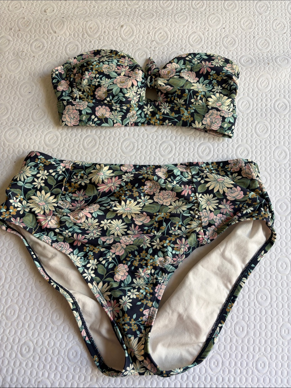 NWOT Target Floral Bandeau Bikini Set See Measurements!